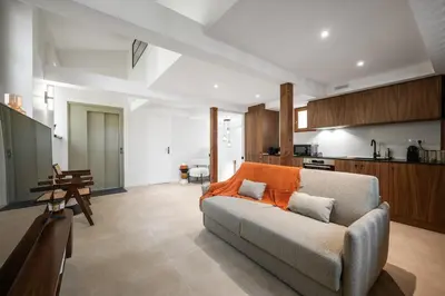Cuisine ou kitchenette dans l'établissement Duplex Suite Old Town