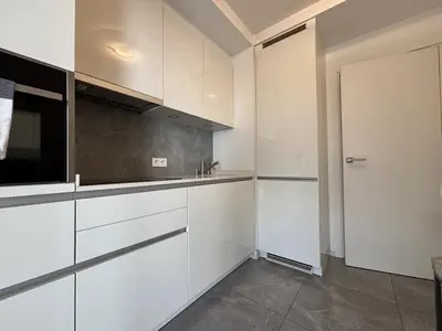 Cuisine ou kitchenette dans l'établissement Superbe 2 pièces - Première ligne Croisette