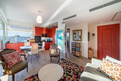 Coin salon dans l'établissement COZYSTAY - Charmant 3 pièces en dernier étage