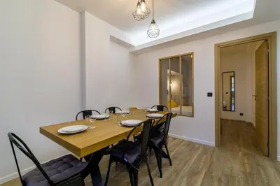 Plan de l'établissement FOCH GRAND - Appartement Antibes 6P