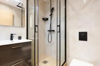 Salle de bains dans l'établissement Santa Cruz YourHostHelper