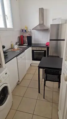 Cuisine ou kitchenette dans l'établissement Maison du claret