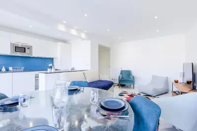 Cuisine ou kitchenette dans l'établissement Résidence 2 Pièces Cozy à 5 Minutes à Pied De La Croisette - 2 pièces cozy à 5 minutes à pied de la Croisette MAE-1983