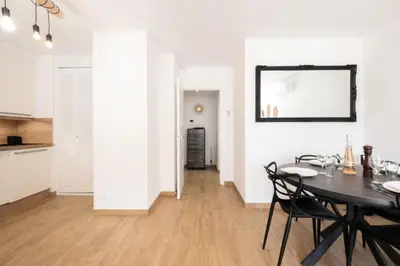 Plan de l'établissement Résidence Appartement Avec Piscine Résidentiel - Appartement avec piscine résidentiel MAE-2183