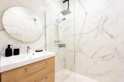 Salle de bains dans l'établissement Résidence Appartement Moderne En Plein Centre Ville ! - Appartement moderne en plein centre ville ! MAE-2463