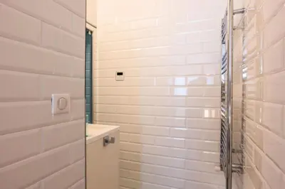 Salle de bains dans l'établissement Résidence 4 Pièces Vue Mer, Terrasse Et Parking - 4 pièces vue mer, terrasse et parking MAE-2573