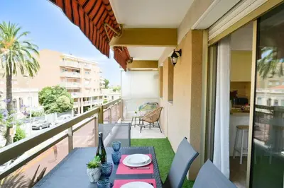 Balcon ou terrasse dans l'établissement Résidence Palm Beach Studio Avec Terrasse A 150m Des Plages - Palm Beach studio avec terrasse a 150m des plages MAE-2773