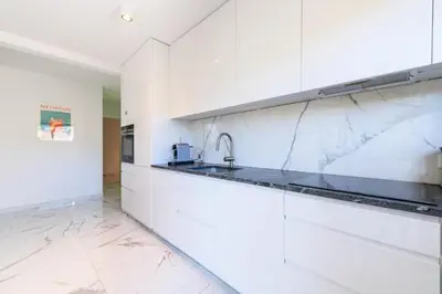 Cuisine ou kitchenette dans l'établissement Résidence Spacieux 3p En Résidence Avec Piscine - Spacieux 3P en Résidence avec Piscine MAE-3033