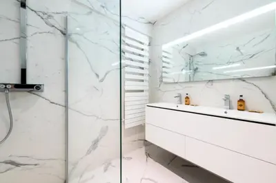 Salle de bains dans l'établissement Résidence Spacieux 3p En Résidence Avec Piscine - Spacieux 3P en Résidence avec Piscine MAE-3033