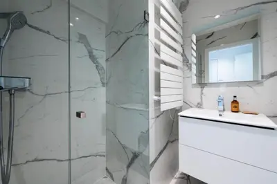Salle de bains dans l'établissement Résidence Spacieux 3p En Résidence Avec Piscine - Spacieux 3P en Résidence avec Piscine MAE-3033