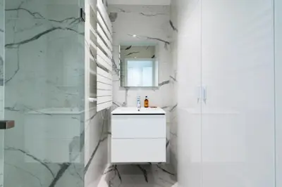 Salle de bains dans l'établissement Résidence Spacieux 3p En Résidence Avec Piscine - Spacieux 3P en Résidence avec Piscine MAE-3033