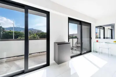 Vue générale sur la montagne ou vue sur la montagne depuis l'appartement
