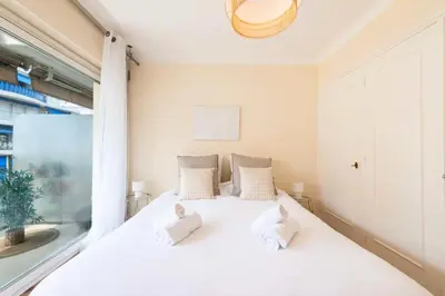 Un ou plusieurs lits dans un hébergement de l'établissement Résidence 2p Terrasse – Palm Beach, Proche Plages - 2P Terrasse – Palm Beach, Proche Plages MAE-2753