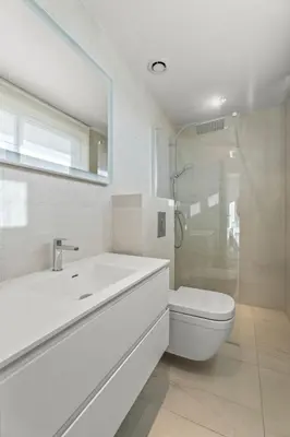 Salle de bains dans l'établissement REF 2033 - Cannes - Sumptuous penthouse with sea view for rent