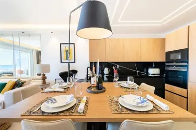 Cuisine ou kitchenette dans l'établissement Résidence 3p Terrasse Vue Mer – Résidence De Standing - 3P Terrasse Vue Mer – Résidence de Standing MAE-3293