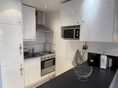 Cuisine ou kitchenette dans l'établissement Central Studio in Cannes Near The Martinez - 2351