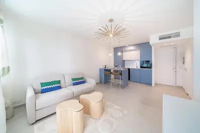 Cuisine ou kitchenette dans l'établissement Chic appartement 2 pièces