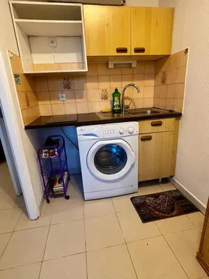 Cuisine ou kitchenette dans l'établissement Cosy studio plages Antibes