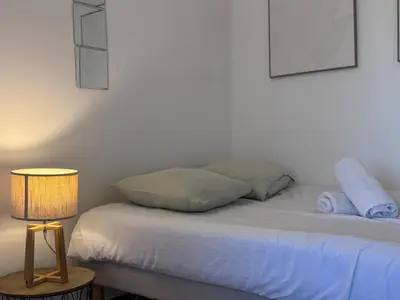 Plan de l'établissement Cozy and quiet studio 10 min from Cannes train station