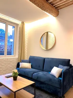 Coin salon dans l'établissement New - Appartement ou Studio Vieil Antibes