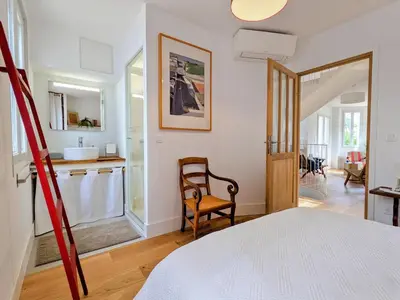 Un ou plusieurs lits dans un hébergement de l'établissement Waterfront Villa in Cap d Antibes