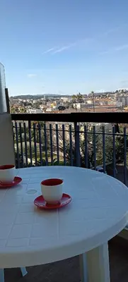 Balcon ou terrasse dans l'établissement Studio LE MEDITERRANEE