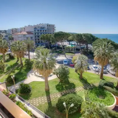 Studio with seafront terrace