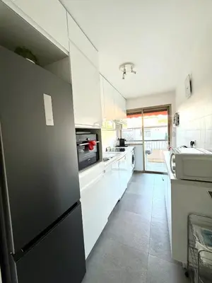 Cuisine ou kitchenette dans l'établissement T2 derrière le Martinez - Croisette