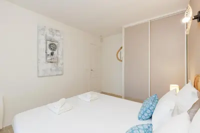 Un ou plusieurs lits dans un hébergement de l'établissement Villa Azur Riviera Lounge, 10 people - comfort