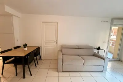 Coin salon dans l'établissement Centre Juan-les-Pins - Proche Plages