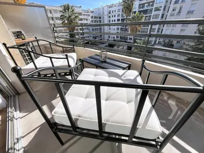 Balcon ou terrasse dans l'établissement Beautifull studio with balcony Rouaze Miramar 120