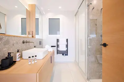 Salle de bains dans l'établissement Prestige Croisette - Apartment with Panoramic Terrace and Sea View in Cannes