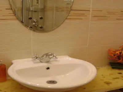 Salle de bains dans l'établissement Apartment Boite d'Amour Wohnung mit Terrasse und Solarium by Interhome