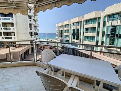 Balcon ou terrasse dans l'établissement Appartements derrière Croisette