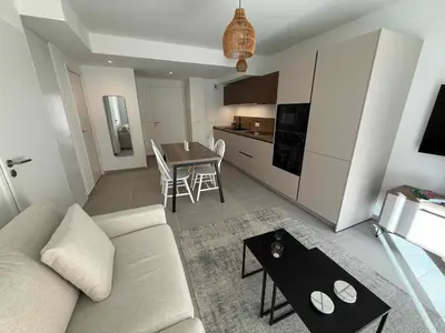 Cuisine ou kitchenette dans l'établissement Les Terrasses d'Antibes - 2BR Duplex with Terrace