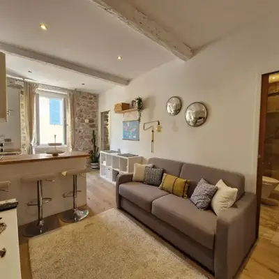 Cozy Old Town apartment