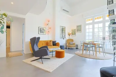 Coin salon dans l'établissement 221 Le Bella