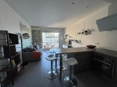 Cuisine ou kitchenette dans l'établissement Sea view appartement walking distance old town