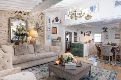 Coin salon dans l'établissement Antibes luxury apartment