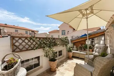 Coin salon dans l'établissement Antibes luxury apartment