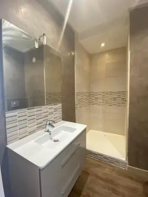 Salle de bains dans l'établissement Elégance du Golfe