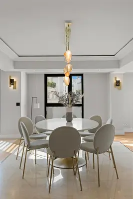 Télévision ou salle de divertissement dans l'établissement Stunning 3BR apartment Carlton Riviera Croisette