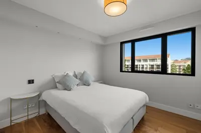 Un ou plusieurs lits dans un hébergement de l'établissement Stunning 3BR apartment Carlton Riviera Croisette
