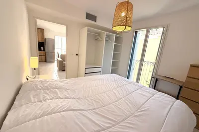 Plan de l'établissement VIEIL ANTIBES - 4 couchages - Parking privé