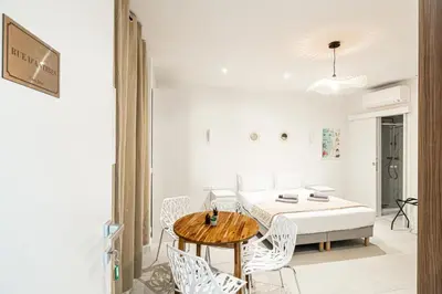 Un ou plusieurs lits dans un hébergement de l'établissement 27 VAUTRIN - Modern and renovated studio Cannes city centre