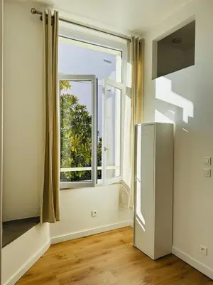 Cuisine ou kitchenette dans l'établissement Studio Design Climatisé Cœur de Cannes
