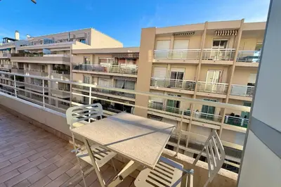 Balcon ou terrasse dans l'établissement Antibes Centre Ville - 4 Personnes