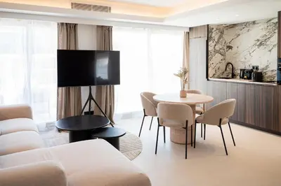 Télévision ou salle de divertissement dans l'établissement Terrasse Vue Mer - 2BR - Parking - Croisette 50m