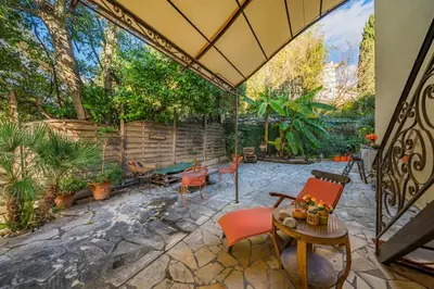 Jardin de l'établissement COZYSTAY 1827 - Magnifique 3 pièces avec grand terrasse privative