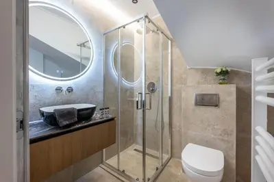 Salle de bains dans l'établissement NEW - Luxury house near the beach 3BDR-3BTH
